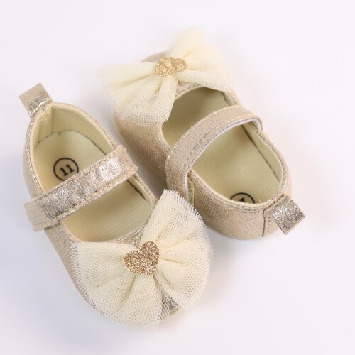 Baby toddler shoes, love bow, small lace, girl's first pair of toddler shoes, baby shoe