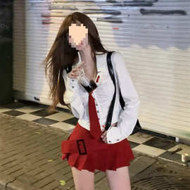 早秋季新款韩版气质甜辣风纯色长袖上衣女高腰显瘦红色半身裙套装