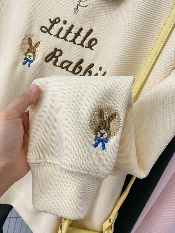 実際に米を撮ったのは330グラムのガーディアン女性春秋刺繍シャツ襟長袖tシャツの上着の大きいサイズの女装200斤です|undefined