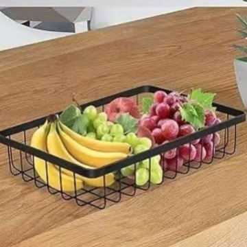 果物かごの木の取っ手の鉄の芸の水の二階の3階の手提げかごの客間の台所のパンの間食の収納かごの物置棚|undefined