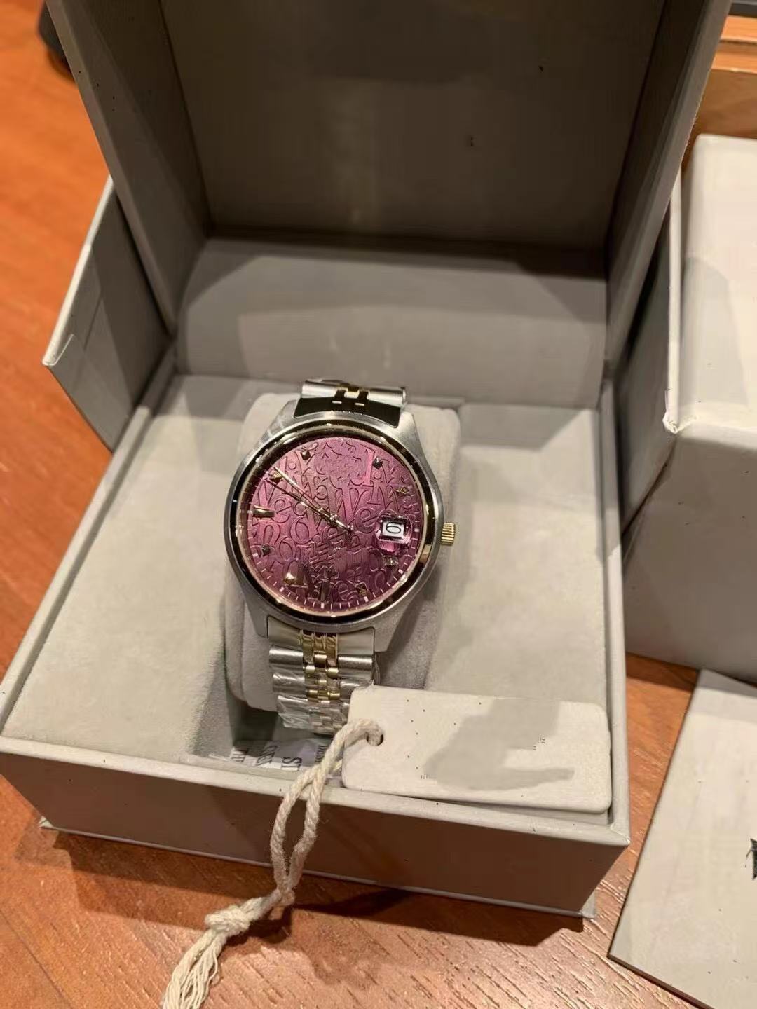 5vva+ counter gift box