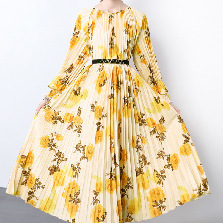 European and American Style 2024 New Women's dress Oversized Skirt Printed Pleated Waist Lace-up Holiday Casual Long Dress European and American Style 2024 New Women's dress Oversized Skirt Printed Pleated Waist Lace-up Holiday Casual Long Dress