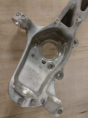 Modely Front Horn Steering knuckle