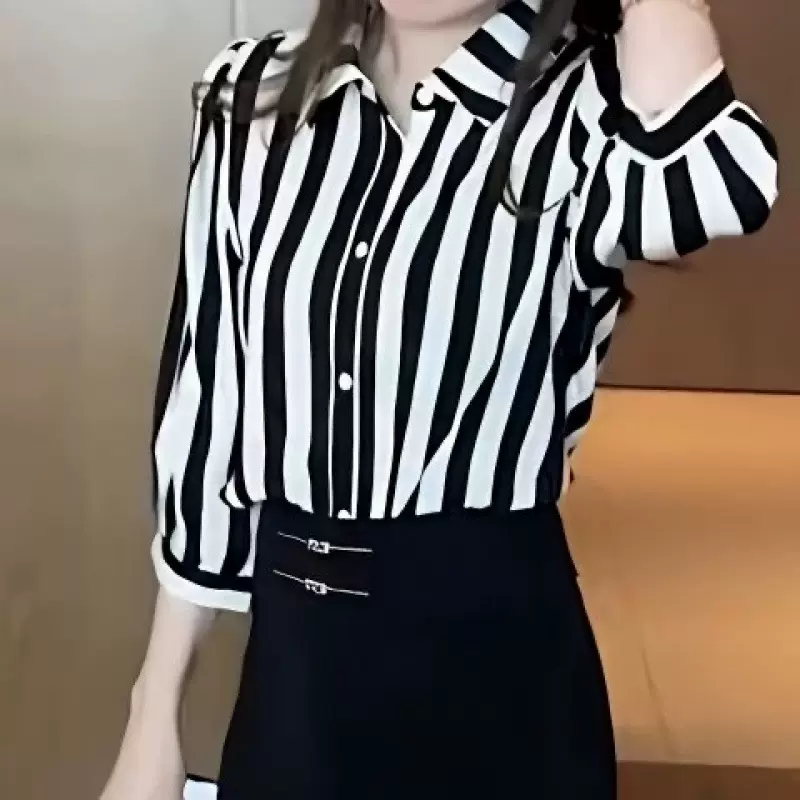 高档2025新款春夏穿搭条纹七分袖衬衫女宽松显瘦透气韩版衬衫上衣
