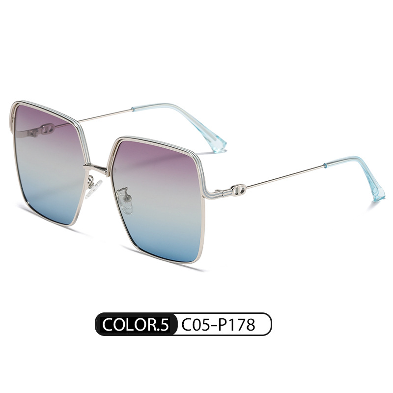 Marco de plata con C05-P178 púrpura y azul