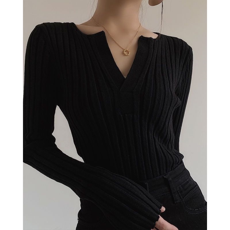Sexy and Discreet V-Neck Knitwear for Women, Spring New Style Knitwear, Slim Top, Long-Sleeved Outer Wear Bottoming Shirt