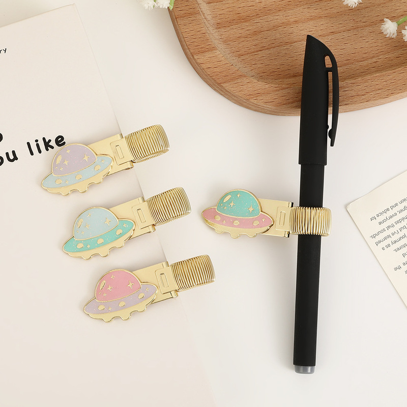 Student Stationery Gift Metal Spring Pen Clip Cultural and Creative Cartoon Flying Saucer Paint Pen Clip Notebook Accessories Pen Insert