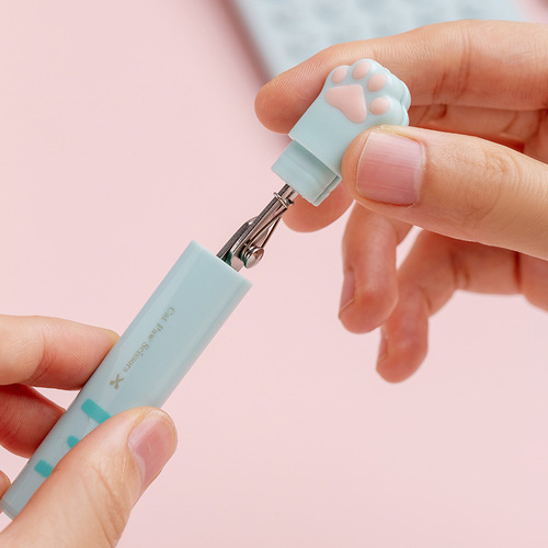 Sky high cat claw scissors cartoon mini portable small scissors children's handmade special paper cutting pen type scissors wholesale