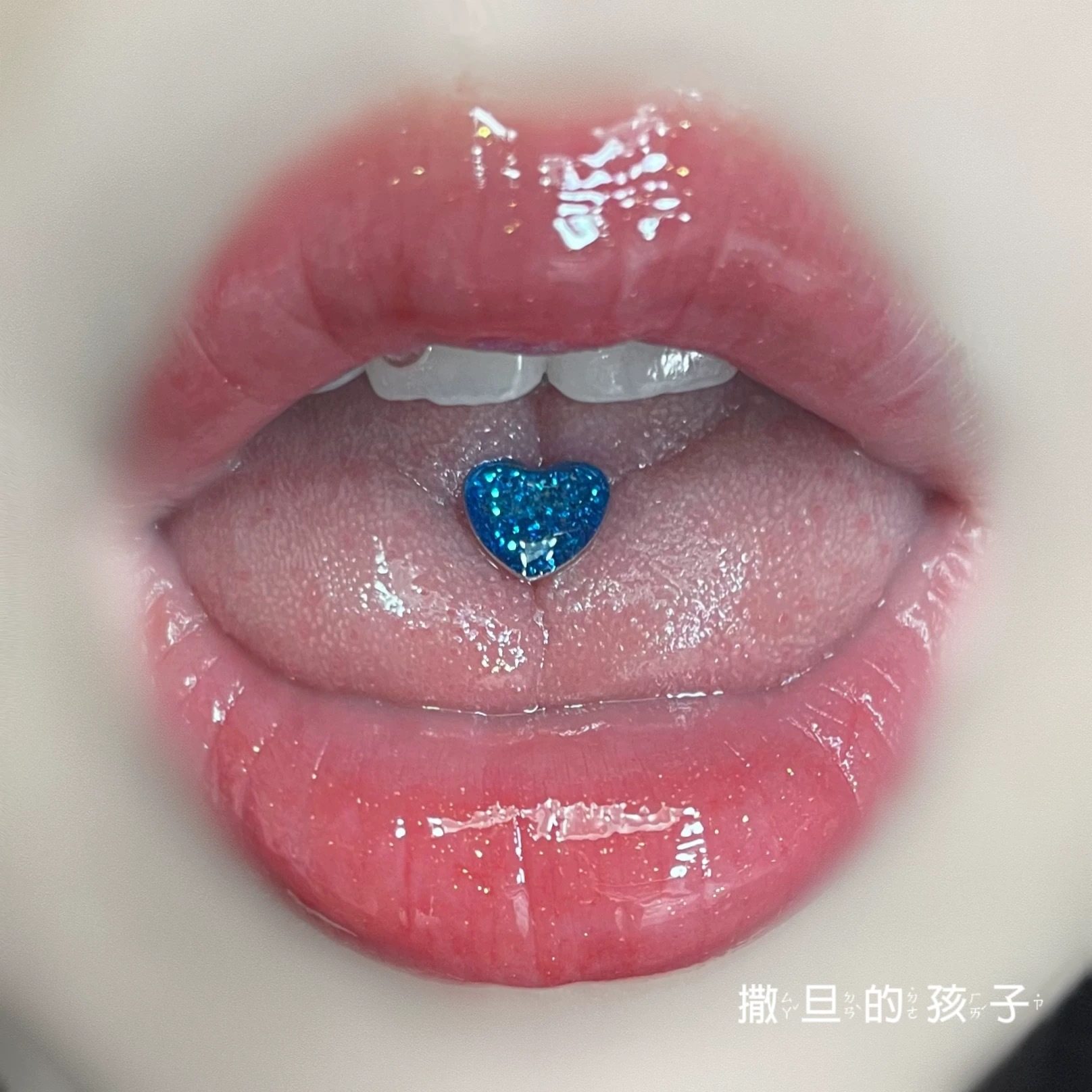 Pointed titanium steel lip stud product view