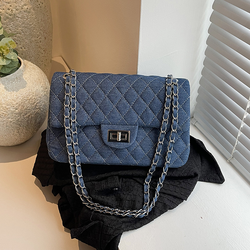 Bolso coreano de cadena de viento fragante 2025, otoño nuevo bolso de hombro bordado Chao Ling, bolso de mujer jeans