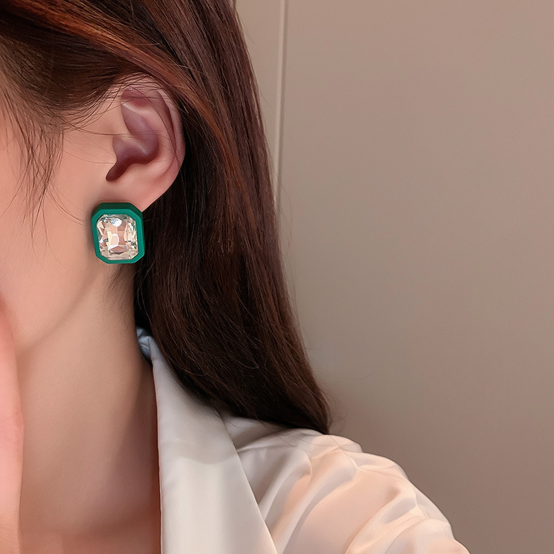 South Korea Dongdaemun Simple Rhinestone Geometric Square Ear Studs All-match Fashion Design Earrings Personality Fashion Net Red Earrings display picture 6