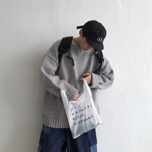 Round Neck Versatile Loose Knit Long Sleeve Cardigan for Both Men and Women in Solid Color
