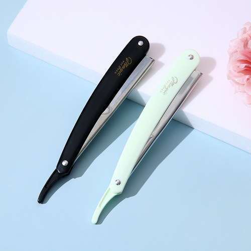 The manufacturer supplies old-fashioned stainless steel folding manual razors. Men's manual razors are suitable for beginners in hairdressing.