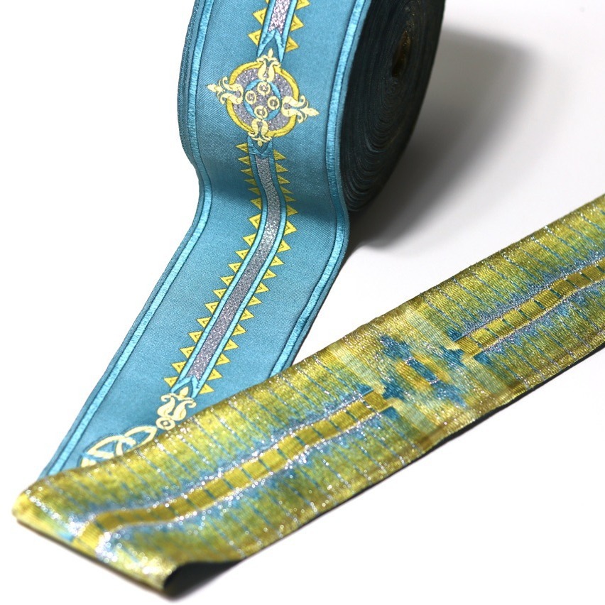 7.2cm de ancho de alta precisión hilo de oro jacquard banda ligera de lujo ropa nacional tabla bandera cortina tabla bandera cama empalme