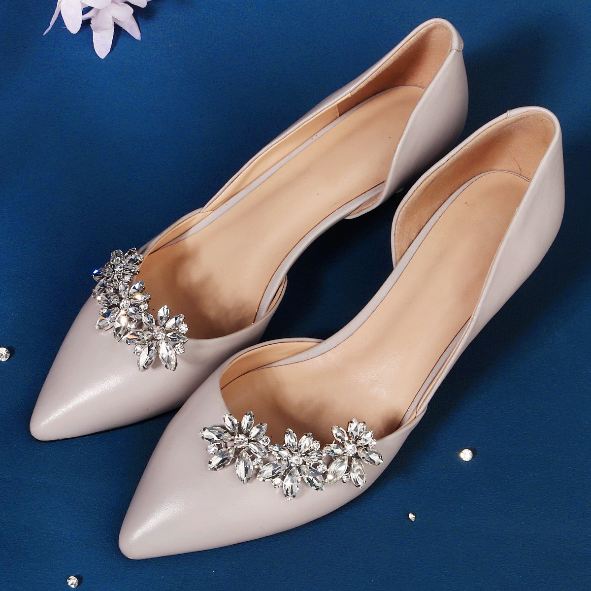 High-heeled Shoes Decorated With Metal Shoe Clips Fashion Versatile Shoe Accessories Crystal Flower Bridal Shoe Buckle