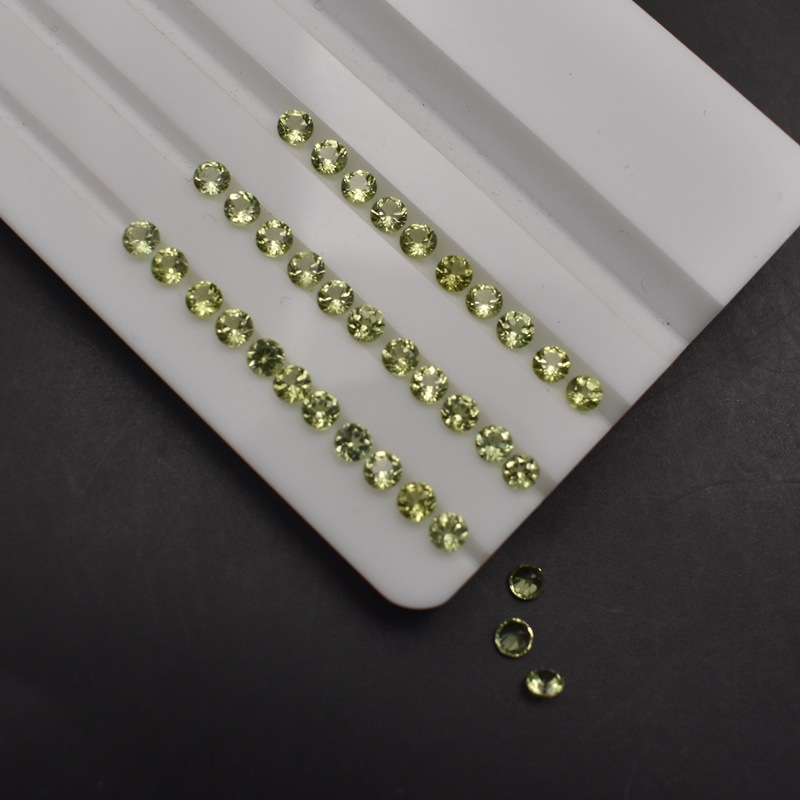 天然橄榄石圆形裸石