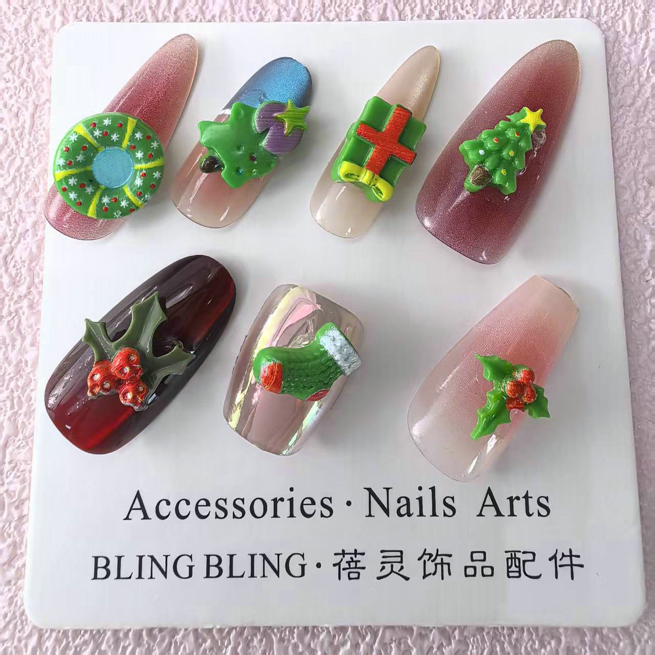 圣诞用品圣诞树圣诞甜甜圈圣诞节袜子美甲饰品批发美国欧洲韩国澳