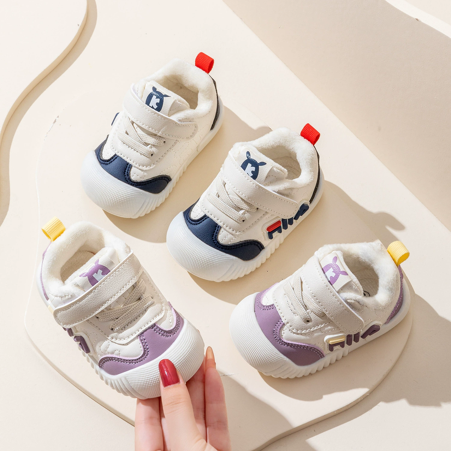 Детская мужская зимняя новая ключевая обувь плюс бархатная походка два хлопка плюс бархатная мужская нескользящая детская обувь хлопковая обувь женская оптовая продажа