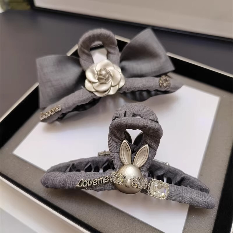 High-End Gray Elegant Age-Reducing Bow Hairpin for Women with Hair on the Back of the Head, Hairpin, Shark Clip Claws High-End Gray Elegant Age-Reducing Bow Hairpin for Women with Hair on the Back of the Head, Hairpin, Shark Clip Claws