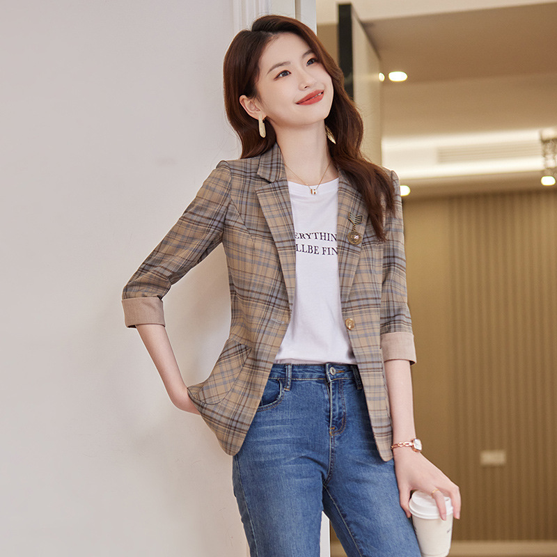 Spring and Autumn Women's Small Suit Jacket Top Slim-fit Slimming Fashionable Casual Plaid Sleeve 2023 New Professional