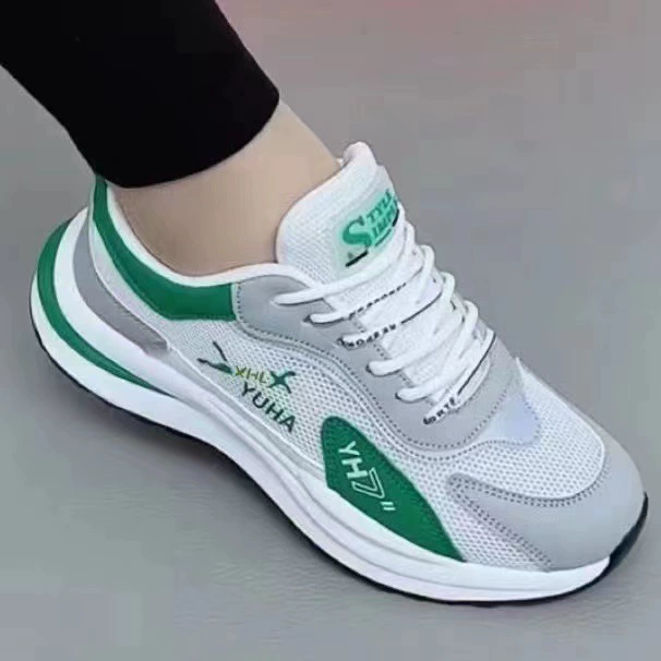 Summer sneakers for beloved for men and women, fashionable trend casual footwear for leisure, breathable sports shoes