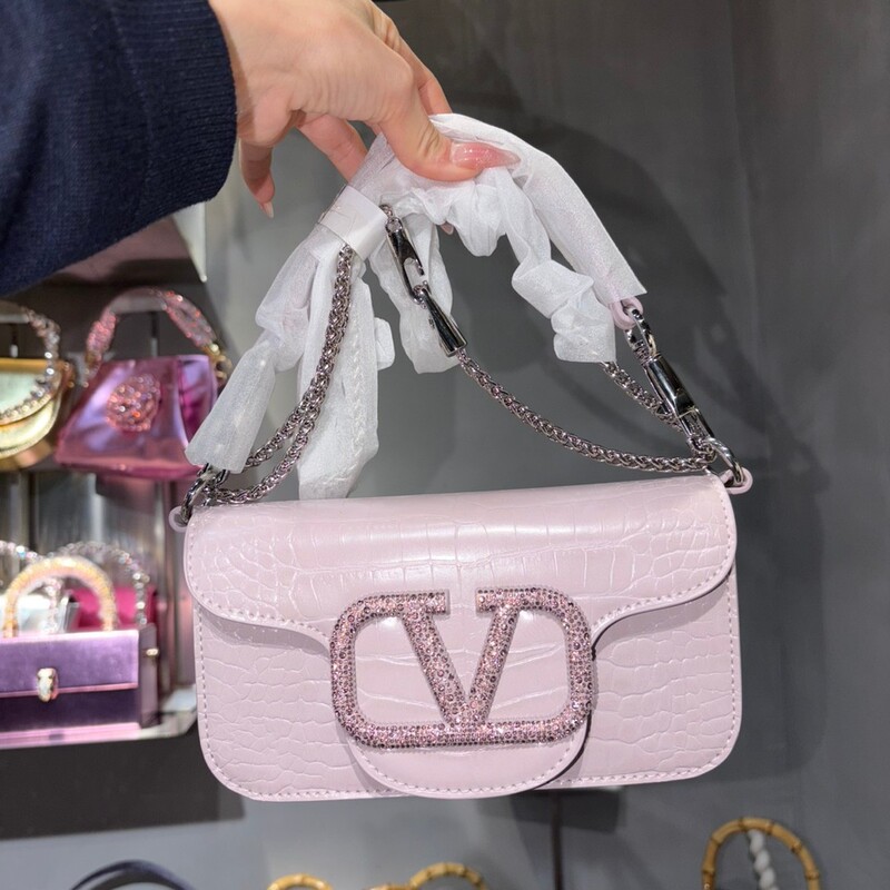 Crocodile Pattern Diamond-Encrusted Handbag 2025 New Model Foreign Trade European and American Retro Chain Small Square Bag Single Shoulder Crossbody Fashion Women's Bag Crocodile Pattern Diamond-Encrusted Handbag 2025 New Model Foreign Trade European and American Retro Chain Small Square Bag Single Shoulder Crossbody Fashion Women's Bag