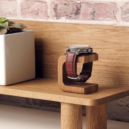 Cross-Border New Product Watch Stand Handmade Solid Wood Watch Display Stand Men's and Women's Watch Solid Wood Stand Wholesale