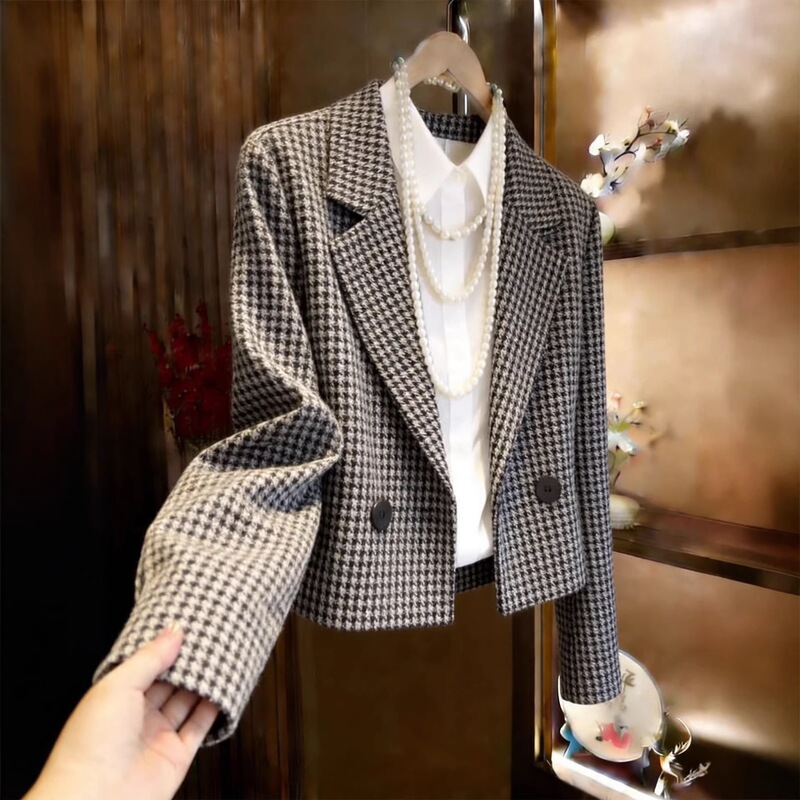 In-Stock French Retro Houndstooth Short Coat for Women 2026 New High-End Niche Unique Versatile Top