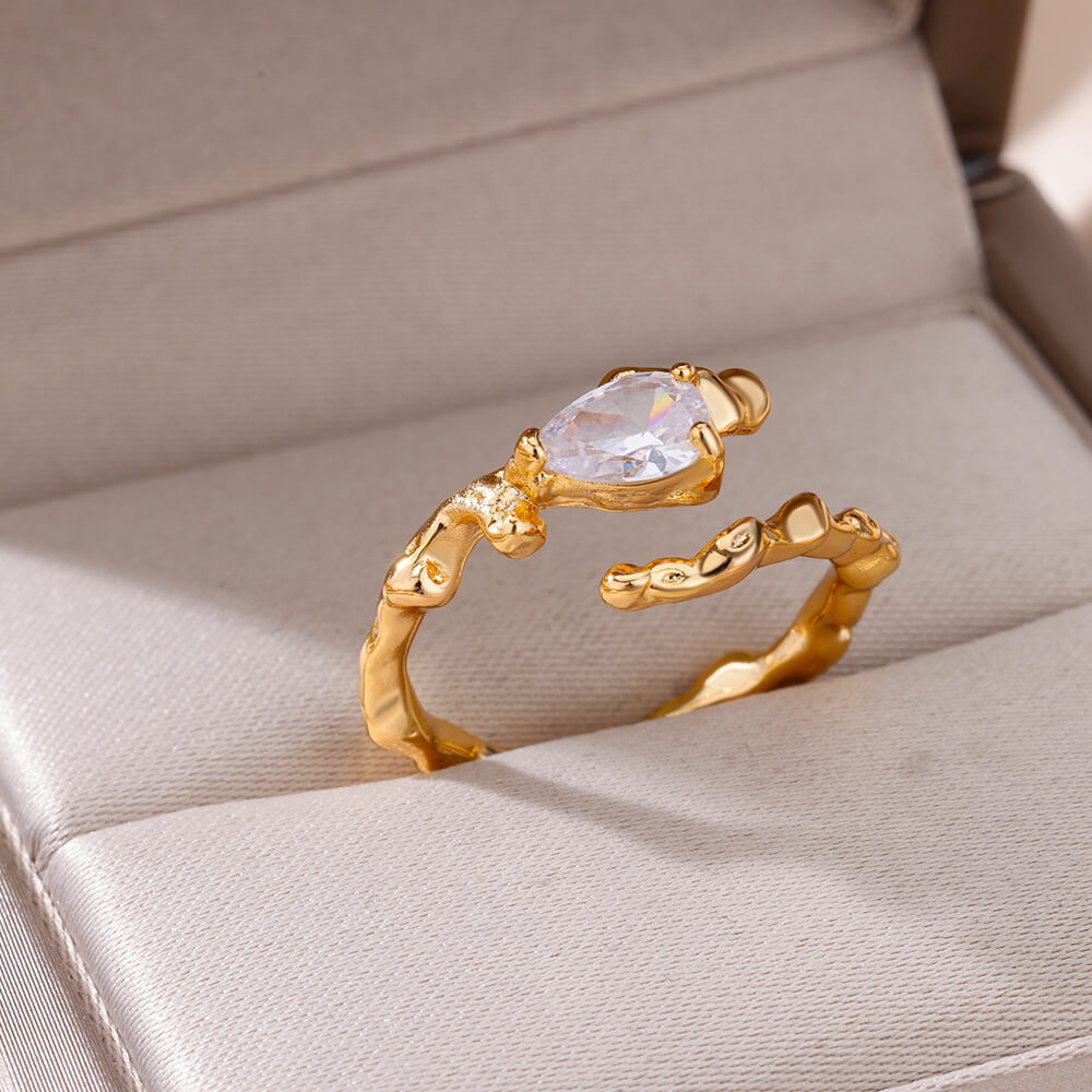10g Weight Zircon Inlay Material Rings Classification Adjustable Ring Size 1 Piece Quantity Daily Occasion Copper Material Irregular, Heart Shape Pattern All Seasons Season Women's Gender Plating Design Elegant, Simple Style Style Wholesale Jewelry Elegant Simple Style Irregular Heart Shape Copper Zircon Plating Rings 37