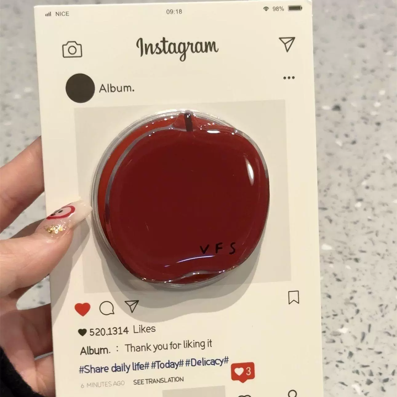 Корейский простой красный яблочный магнитный кронштейн подходит для мобильных телефонов MagSafe