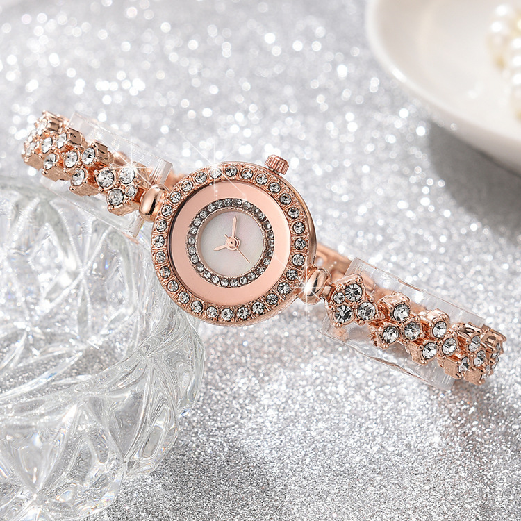 Fine Narrowband Compact Dial Women's Diamond-encrusted Fashionable All-match Alloy Quartz Watch Five-piece Set Accessories Set Gift Box_voghion.com