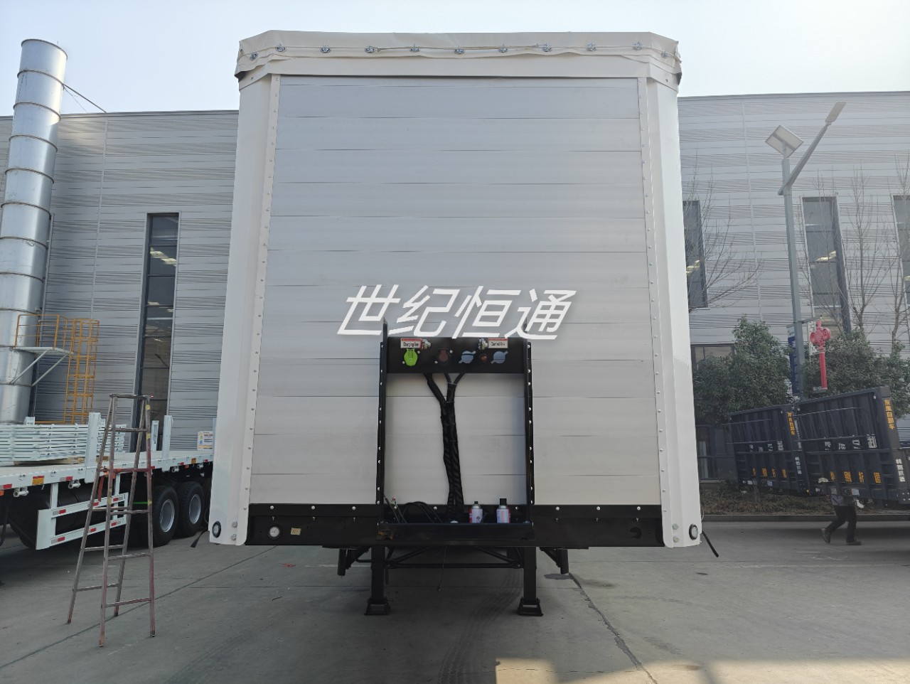 对外直发侧帘半挂车集装箱式物流运输篷布货车车卡车空气悬架车-阿里巴巴
