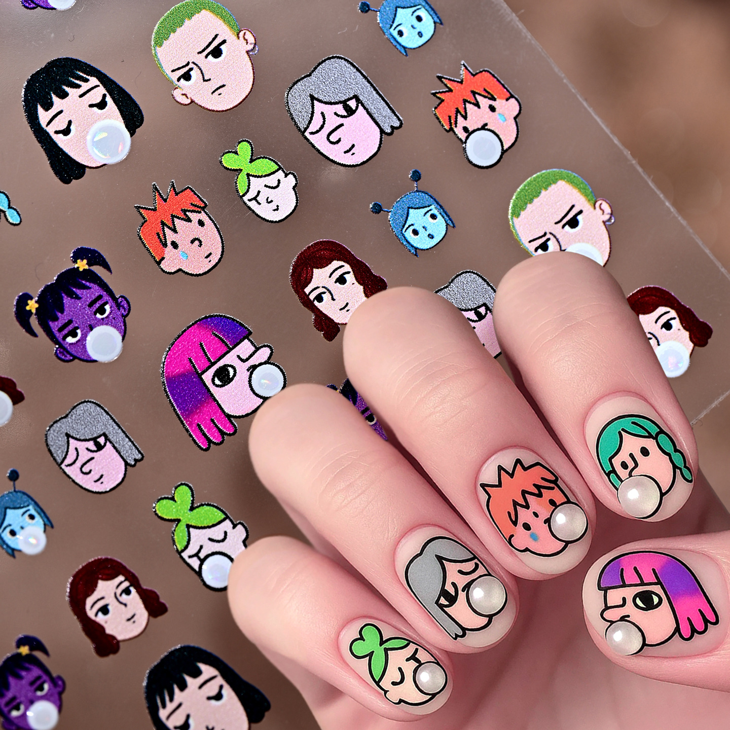 Las celebridades de Internet explotan las burbujas, las pegatinas de uñas de la chica extraña, las joyas de uñas divertidas para niños, las pegatinas de bricolaje de la carcasa del teléfono móvil