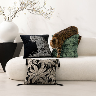 American embroidery leopard pillow case retro sofa living room pillow model room decorative cushion pillow cross-border wholesale