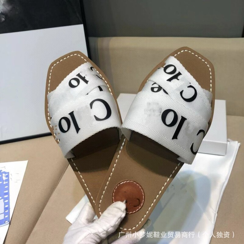 Foreign Trade High Version French Fashion Brand Slippers Women's CD Embroidered Double-Layer Outsole Summer Wear Lightweight Slippers Foreign Trade High Version French Fashion Brand Slippers Women's CD Embroidered Double-Layer Outsole Summer Wear Lightweight Slippers