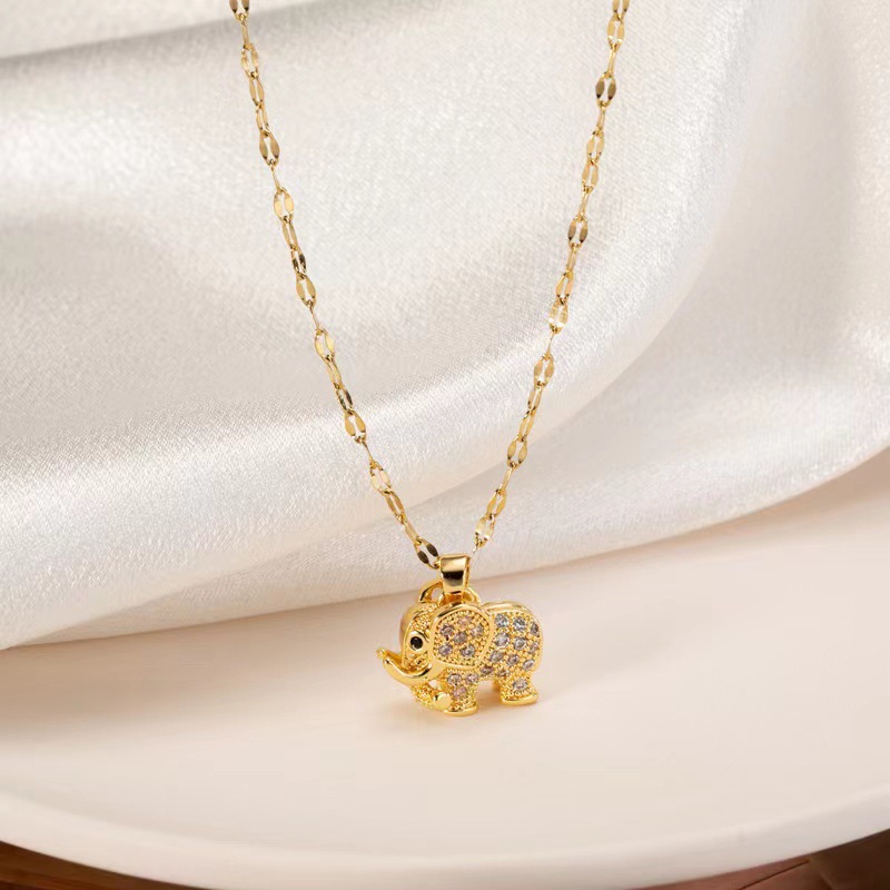 Retro Elephant Titanium Steel Rhinestone Necklace