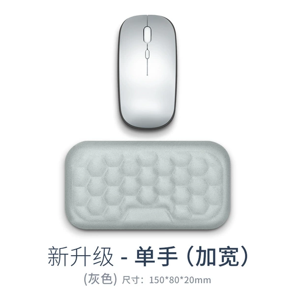 One-handed grey lyka