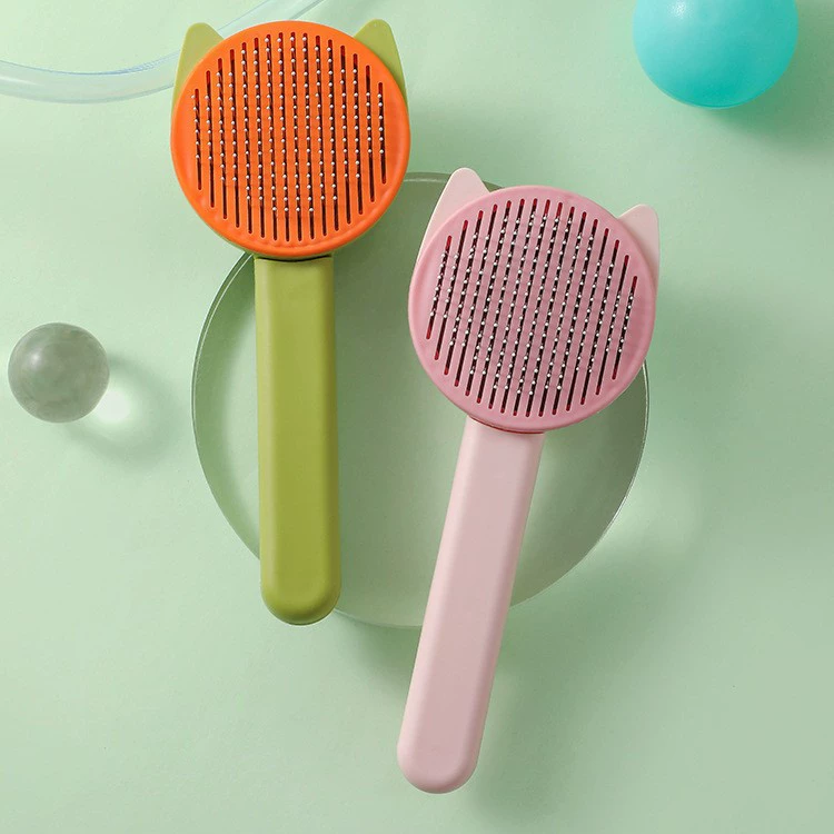 Кошачьи уши и домашние животные расчесывают одно нажатие