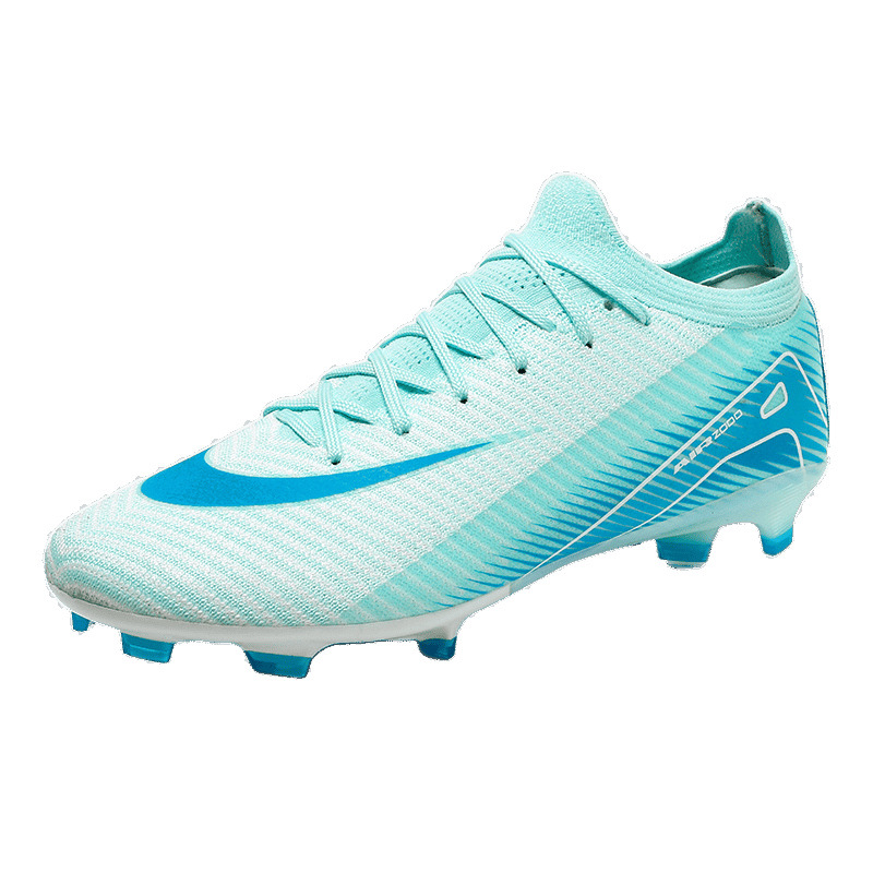 Los clavos juveniles de bajo nivel sin costuras de comercio exterior zapatos de fútbol Macy Putian entrenamiento masculino clavos transfronterizos