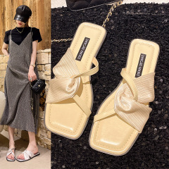 2024 New Arrival Women's Fairy-Style Slippers: Trendy Korean-Style Ins-Inspired Square-Toe Flat Flip-Flops Perfect for Summer Outdoor Wear