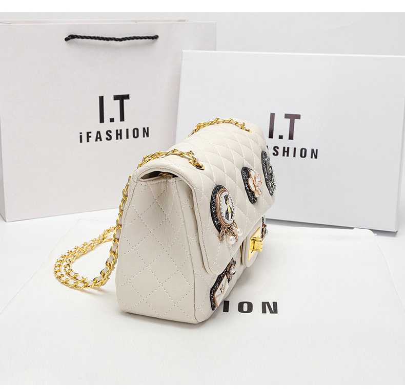 Túi đeo chéo nữ da cừu họa tiết caro dây xích kiểu Chanel — Màu đen, Màu trắng be chi tiết 9