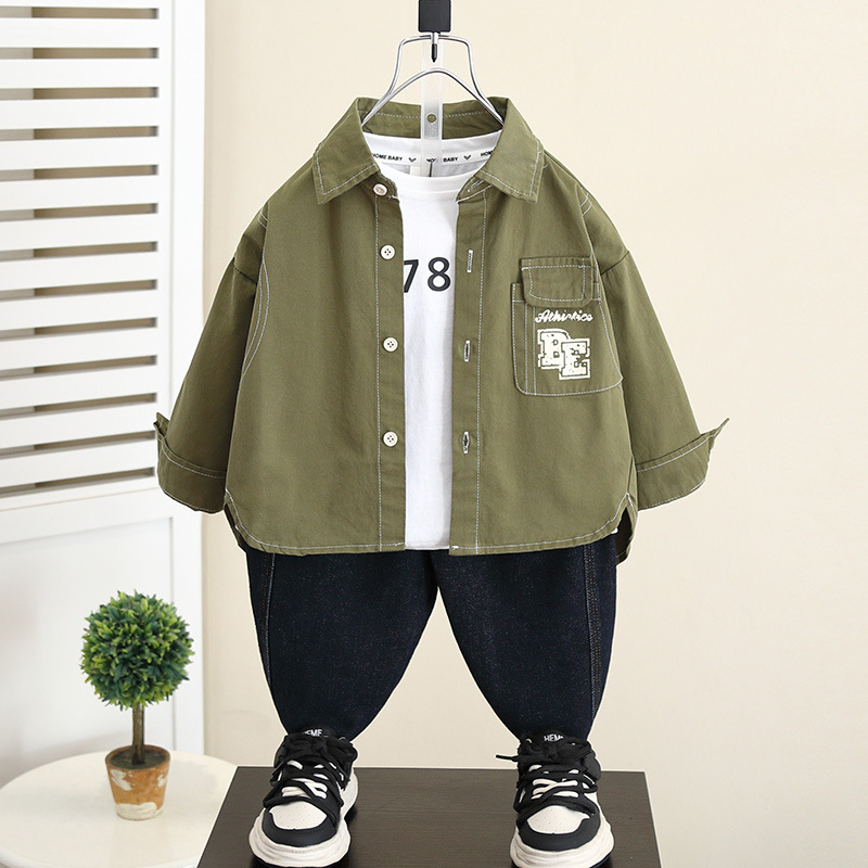 5824 chaquetas para niños 2025 nuevos modelos de primavera y otoño ropa de otoño para niños camisas de manga larga de moda para bebés estilo fino de otoño