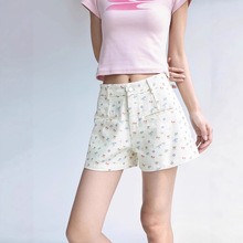 韩系碎花蝴蝶结Kitty刺绣牛仔短裤女夏薄款显瘦热裤