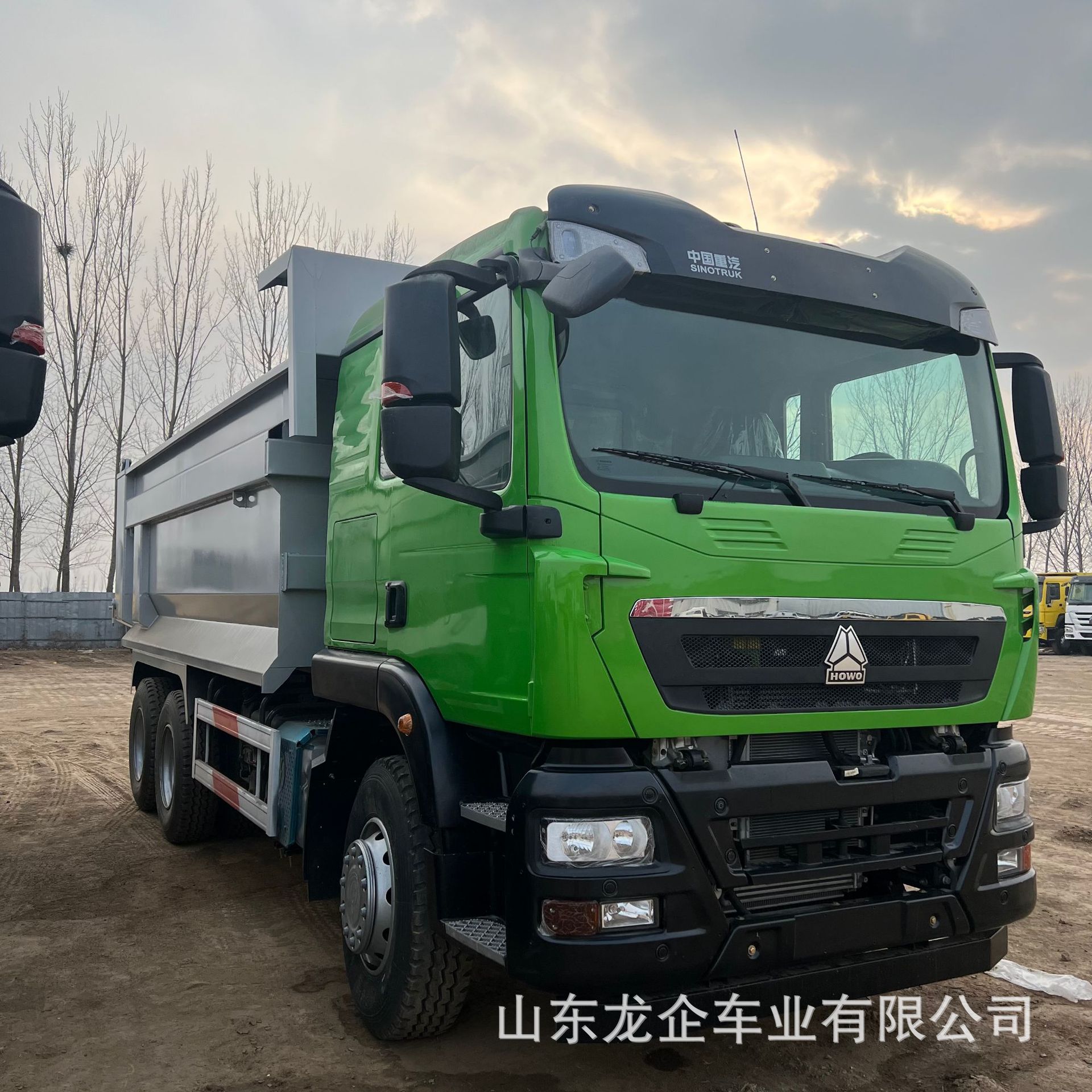 Factory Cross-Border Heavy-Duty Dump Truck Howo Tx380 Horsepower 10-Wheel Dump Truck for Engineering and Mining Transport