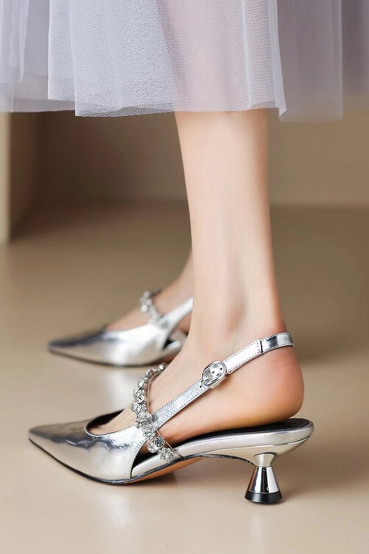 Eleganti sandali donna con strass punta affusolata in pelle_voghion.com
