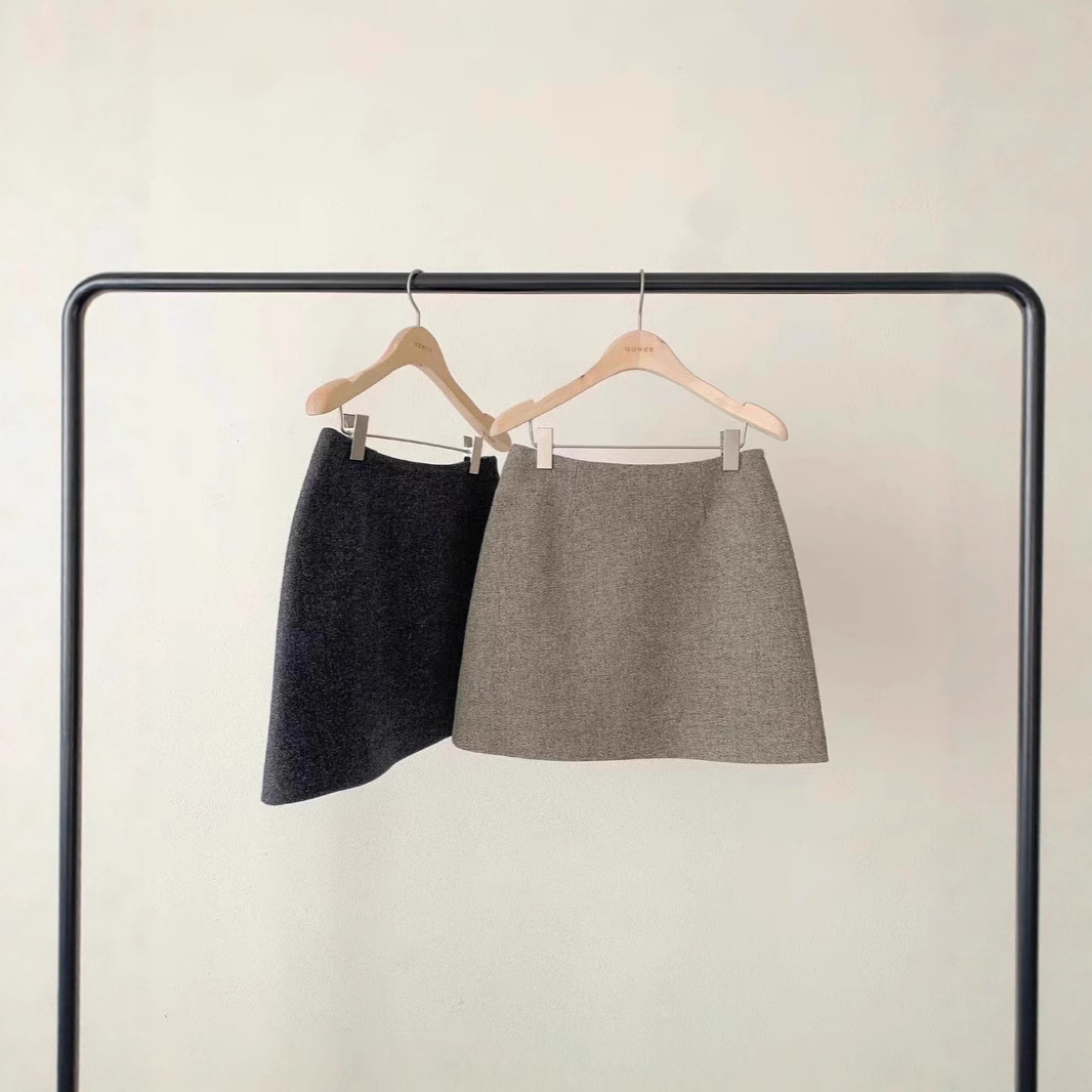 2024【现】韩东大门秋冬新OU*CE气质纯色简约高腰显瘦半身裙短裙