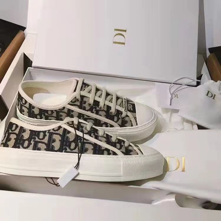 [Top version] D's embroidered sneakers w...