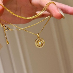18K Gold Sunflower Star Compass Pendant Au750 Color Gold Inlaid Moissanite Cut Out Pendant Female Water Shell Wholesale