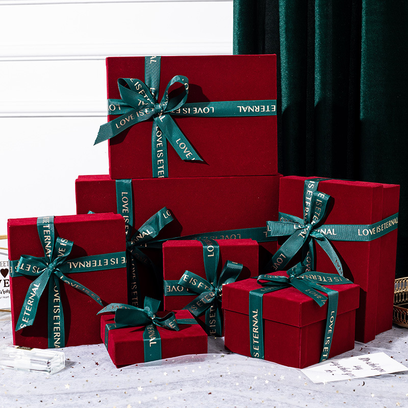 现货精致丝绒蝴蝶结圣诞礼物盒伴手礼盒情人节生日礼盒精品礼盒