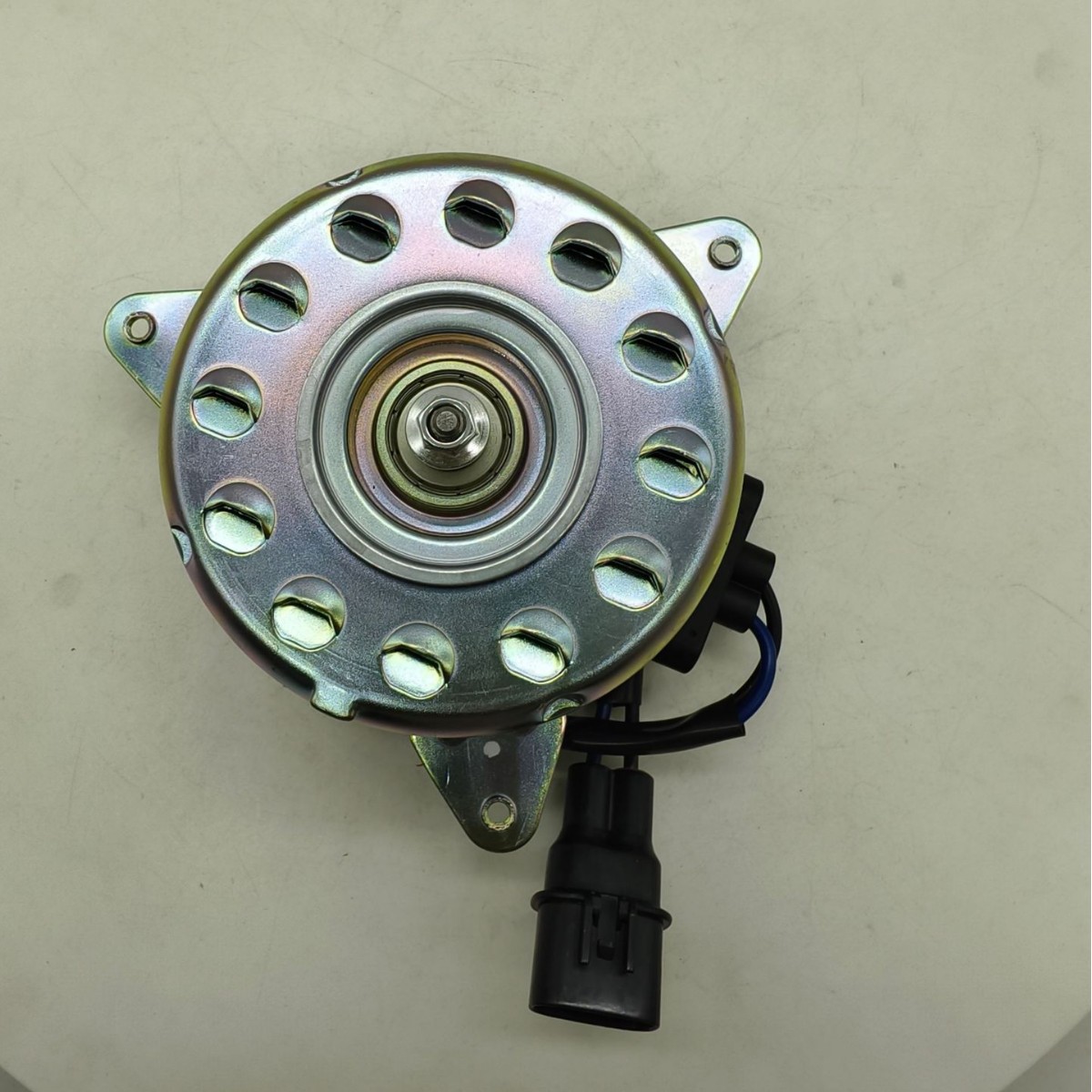 21487-W410P, 21487-W010P Automotive Cooling Fan Motor Suitable for Mitsubishi Cars
